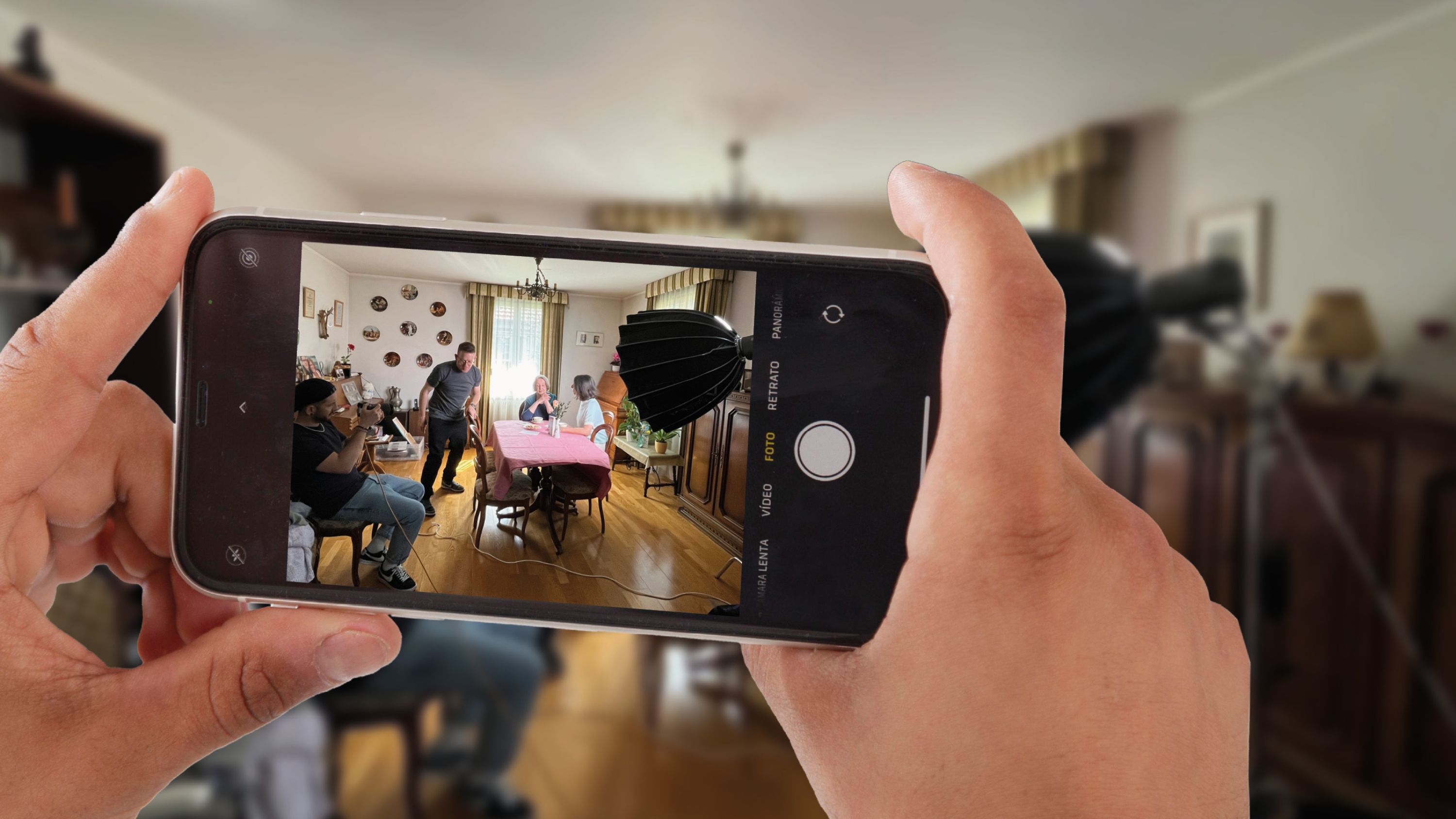 Le tournage du spot TV sur la solitude des personnes âgées réalisé par Pro Senectute Suisse